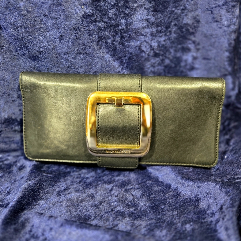 Michael Kors Buckle clutch